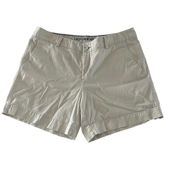 Dockers Shorts Cream Size 14 - Picture 1 of 5